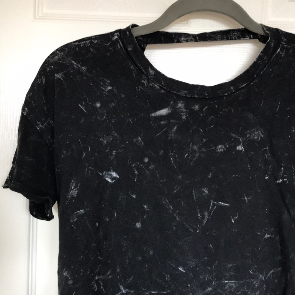SOLD Open Back tee - Picture 3 of 6